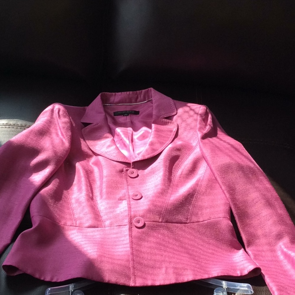 Anne Klein fuchsia skirt suit size 14